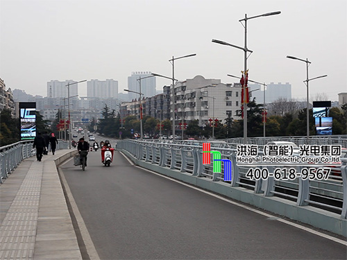 鹽城LED旋轉魔方柱全景圖展示 鹽城LED旋轉魔方柱全景圖展示